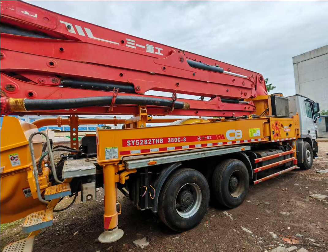 Used SANY 38-meter Concrete Pump Truck