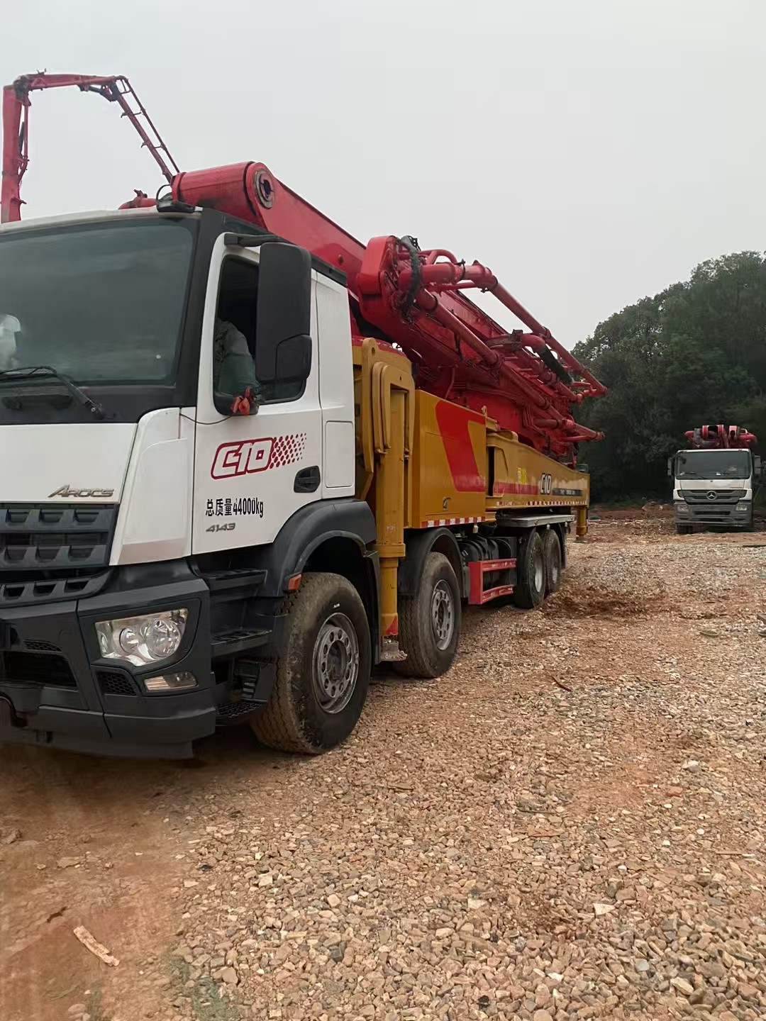 Used SANY 62-meter concrete pump truck