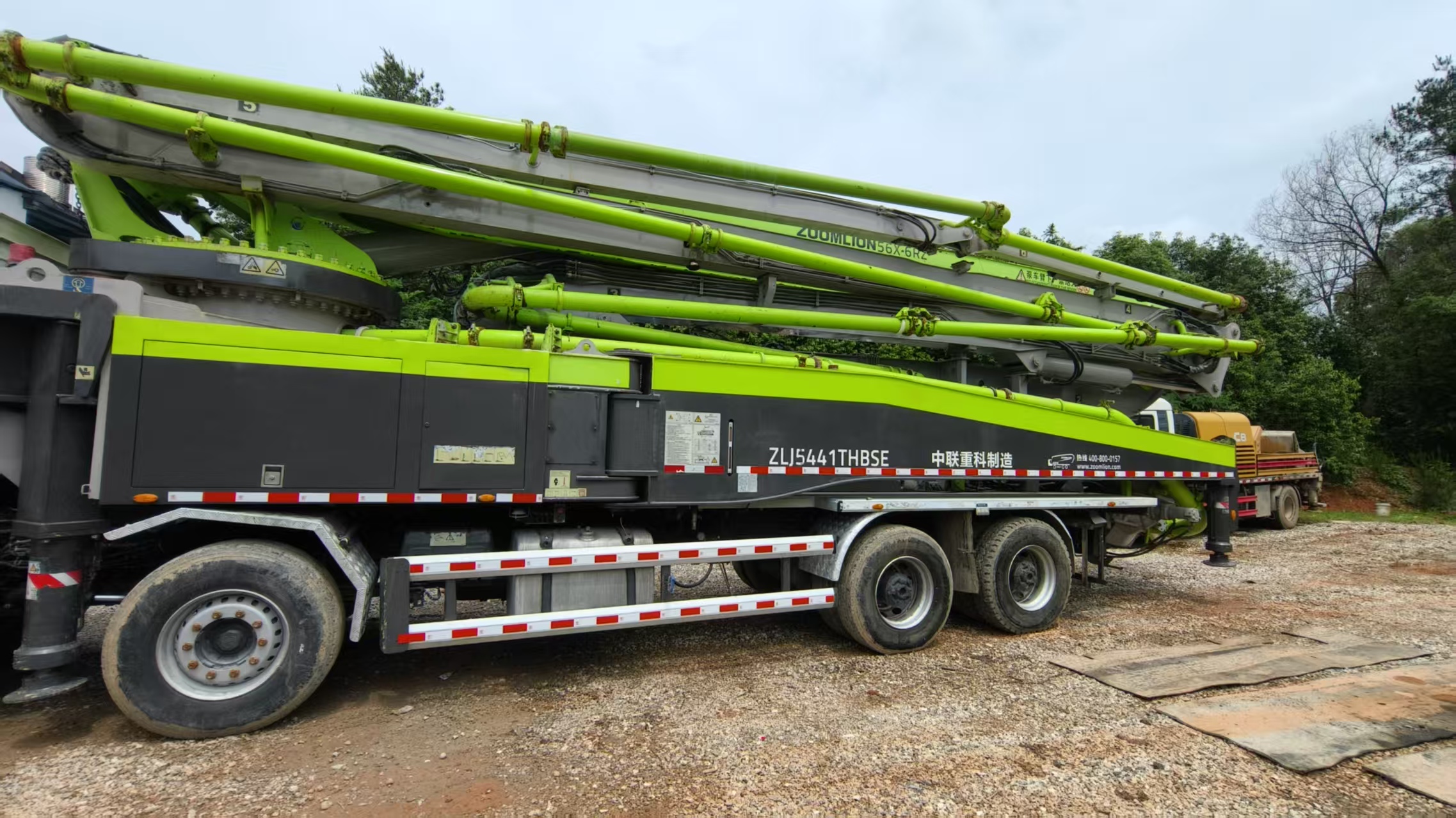 Used Zoomlion Concrete Pump Truck 56 meters