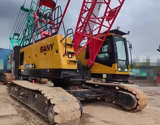 Used SANY 200-Ton Crawler Crane SCC2000A 1