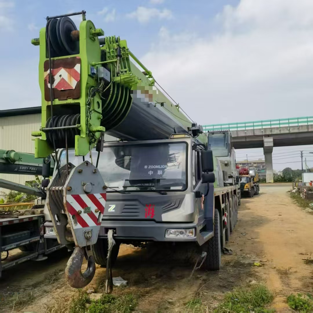 Used Zoomlion Truck Crane 9800-4