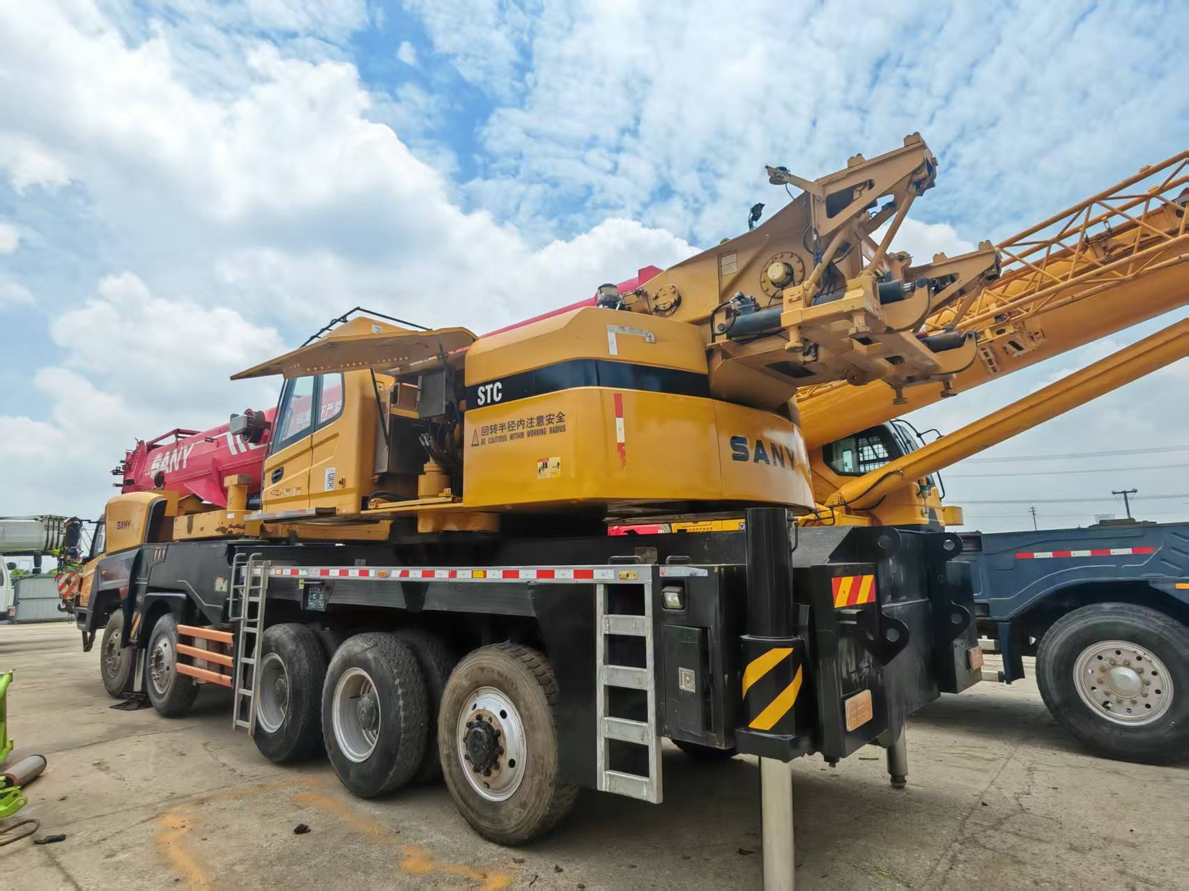 Used  2017 SANY 100-ton Truck Crane