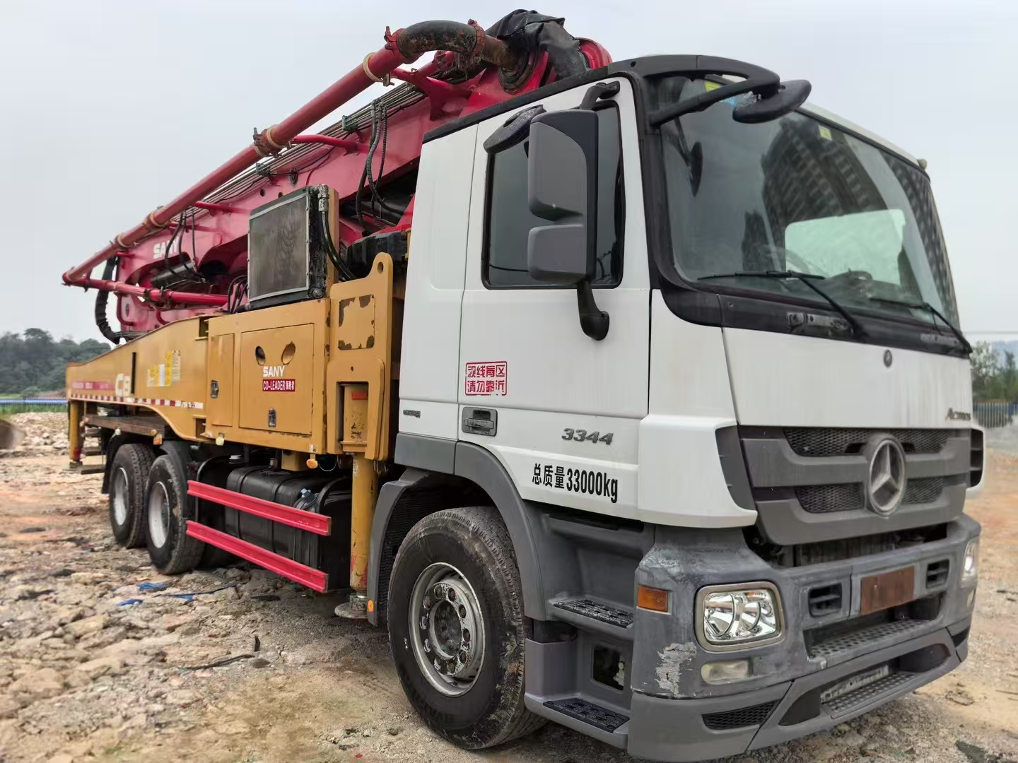USED SANY 52m Concrete Pump Truck (Mercedes-Benz Chassis, 2019)