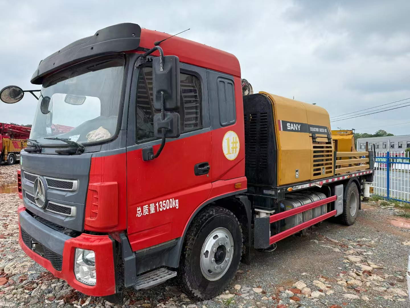 Used SANY truck-mounted concrete pump 10023