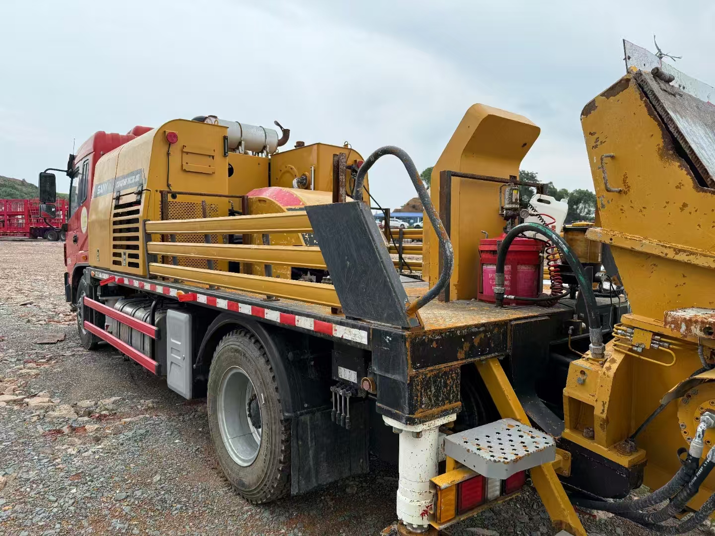Used SANY truck-mounted concrete pump 10023