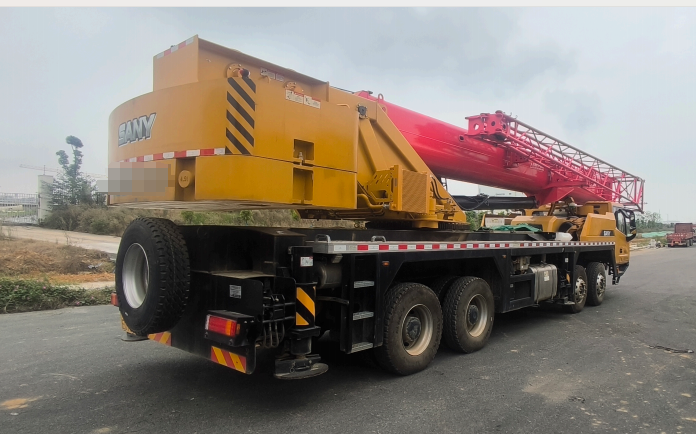 Used SANY 50-ton truck crane