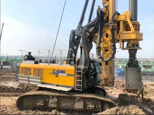 XCMG Used  Rotary Drilling Rig XR240E