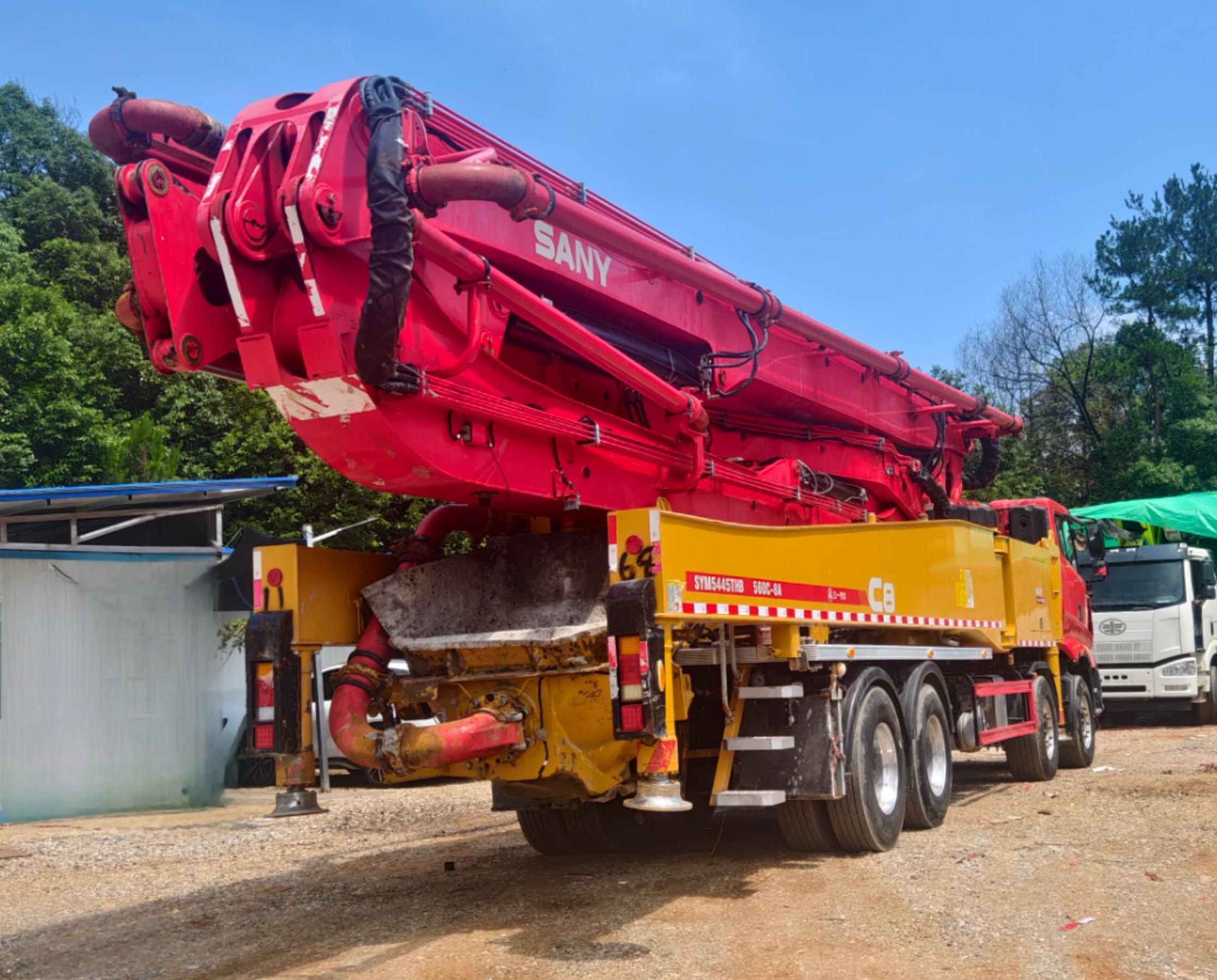 Used SANY Concrete Pump Truck 56 meters
