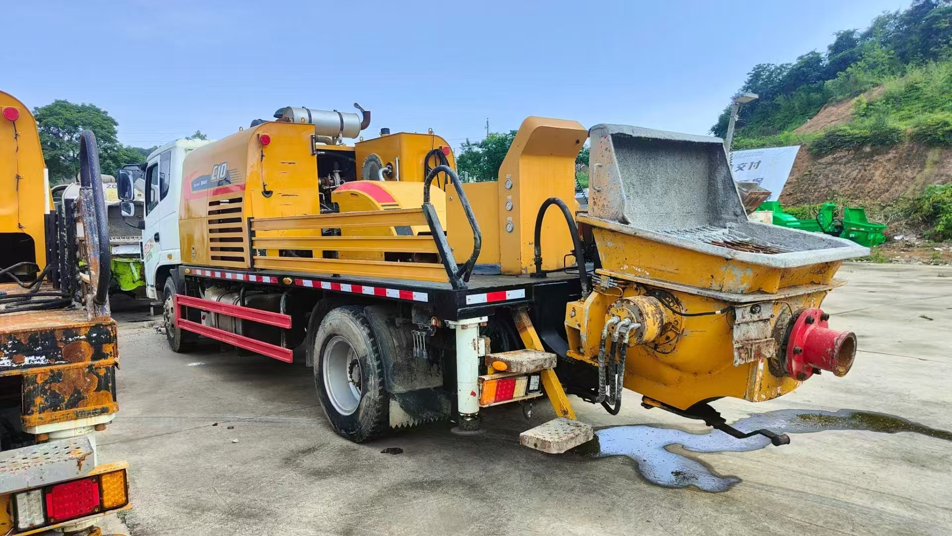Used SANY truck-mounted concrete pump 10020