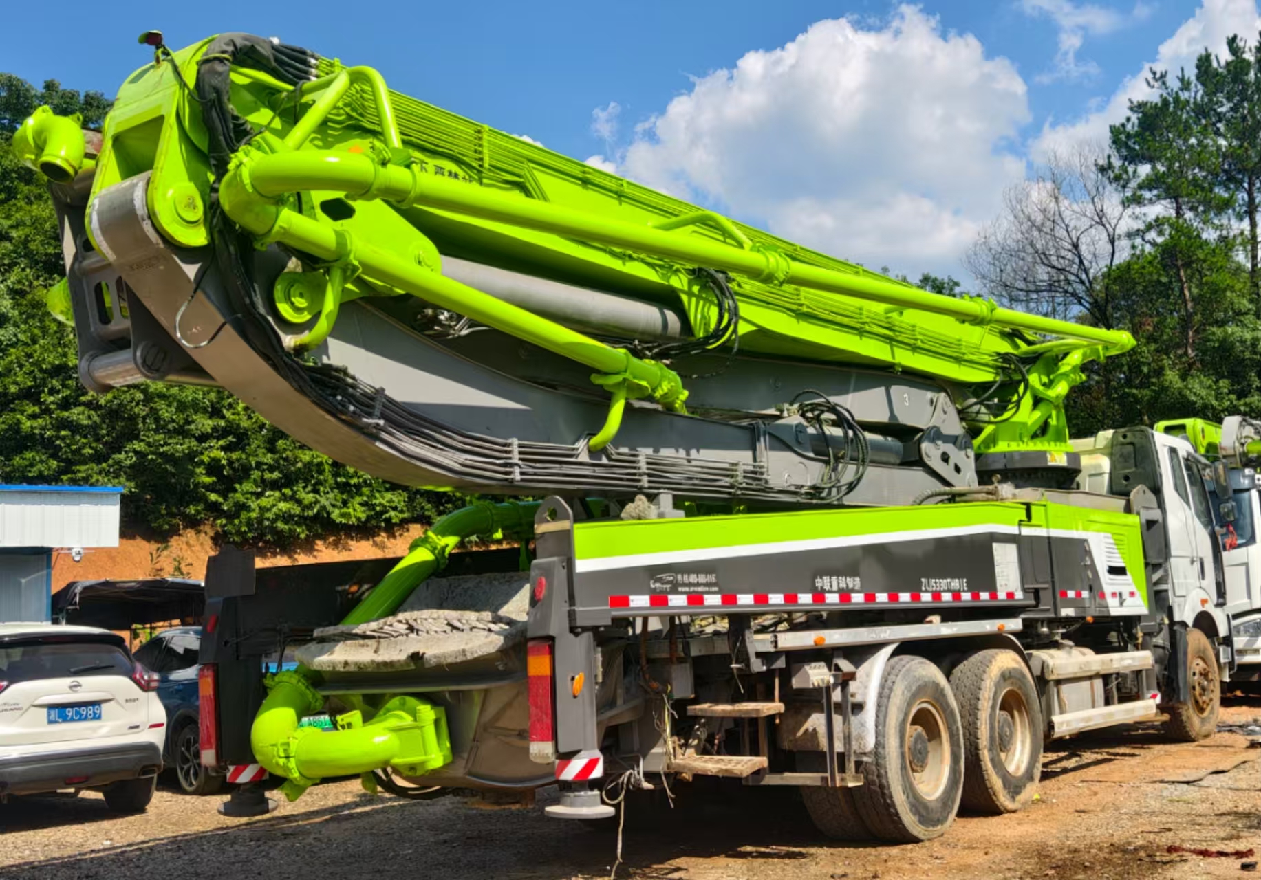 Used Zoomlion Concrete Pump Truck 49 meters