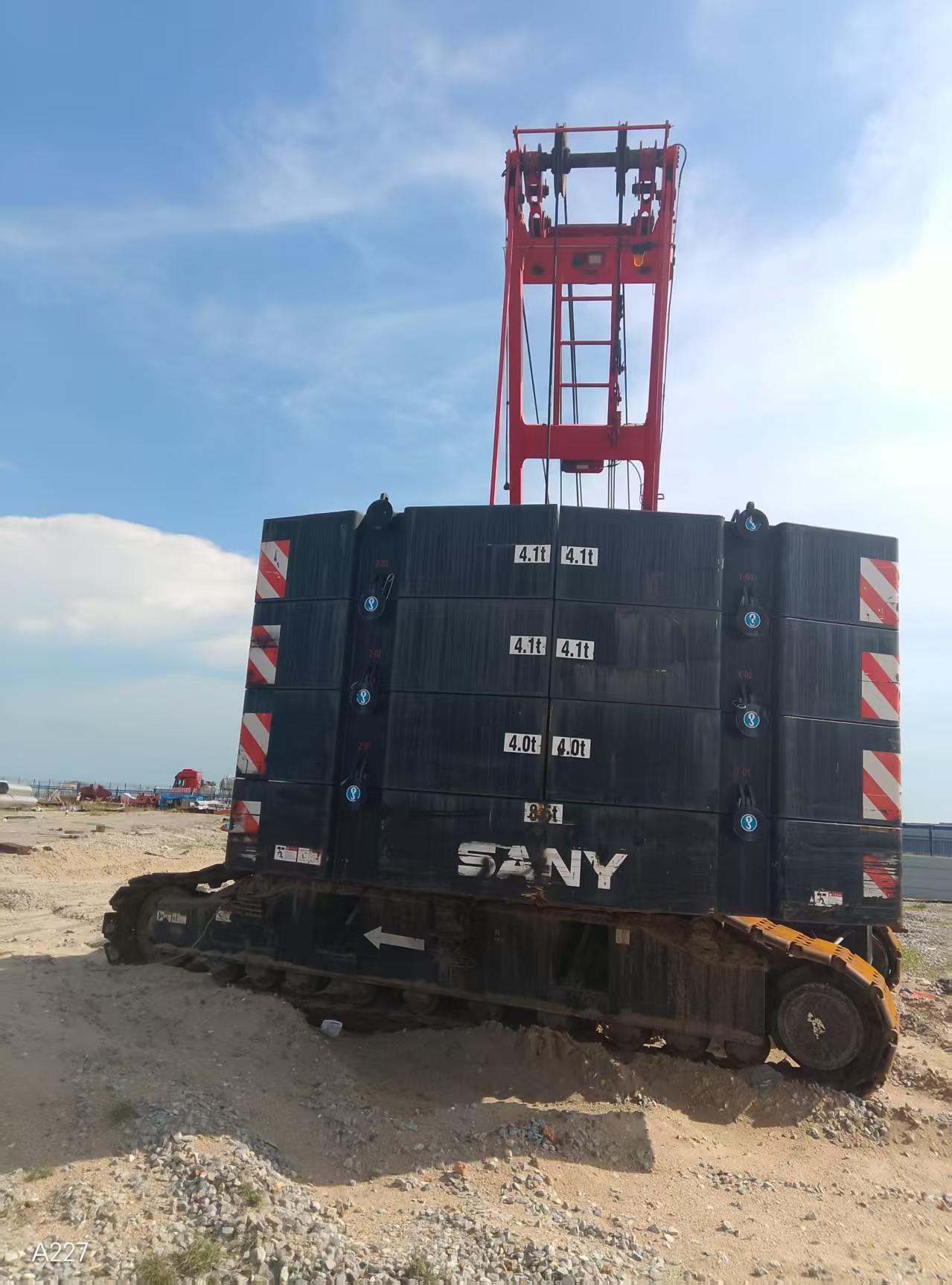 Used SANY Crawler Crane SCC1000A-6