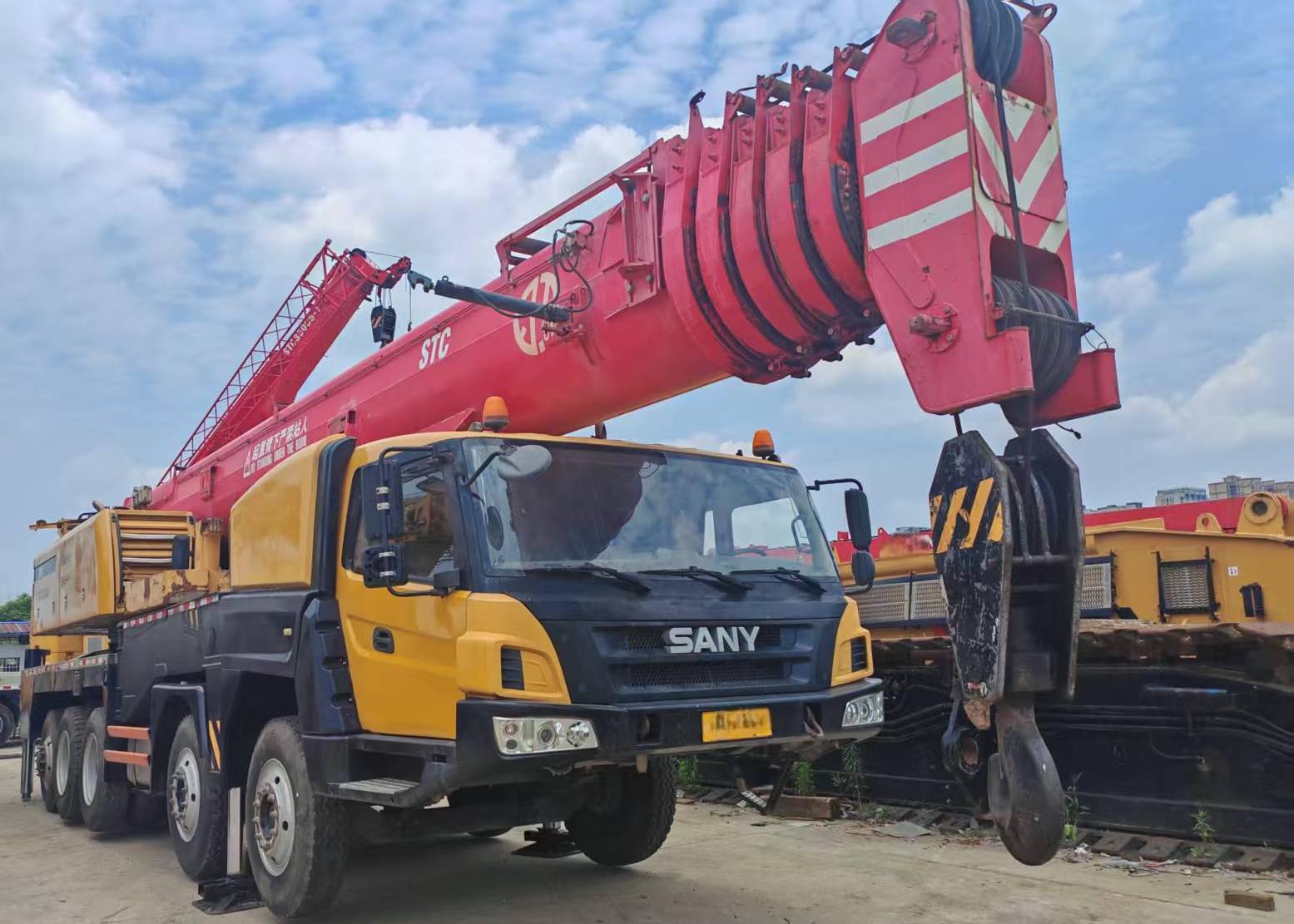 Used  2017 SANY 100-ton Truck Crane