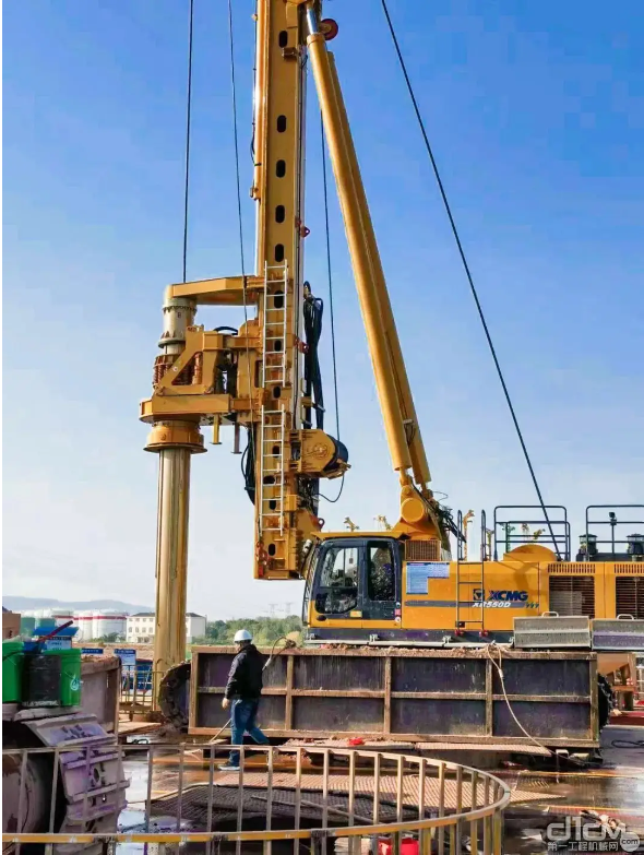 XCMG XR550D  Rotary Drilling Rig