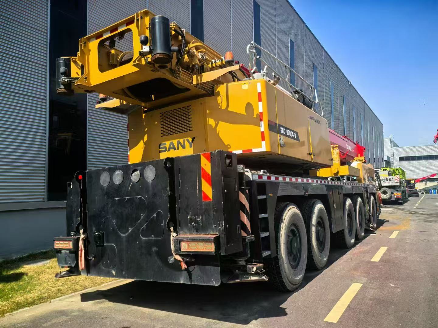 Used SANY 100-ton truck crane